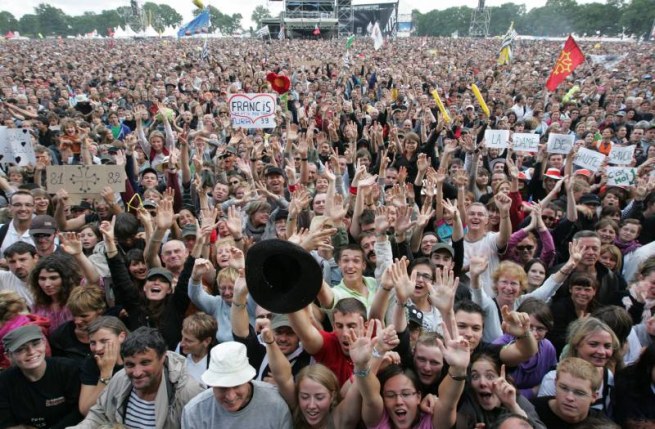 Public du festival des Vieilles Charrues